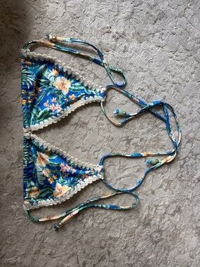 Kulani Kinis Crochet Halter Bikini Top- Tropez Tides Size SMALL